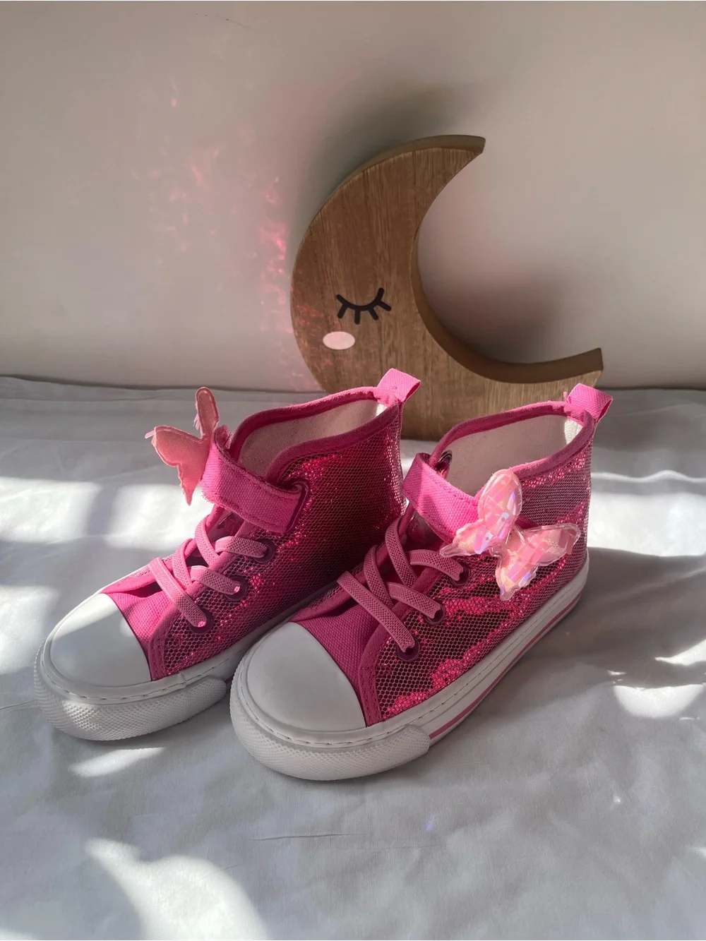 Kids Pink High-Top Sneakers with Strap 5 pairs for 100 size 6 and size 9